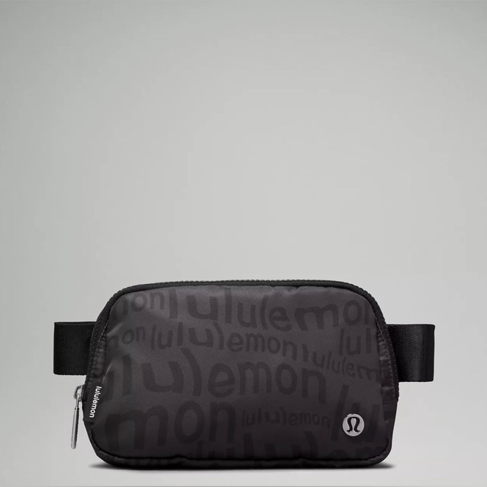 NWT Lululemon Everywhere Belt Bag 1L Wobbley Wordmark Deep Coal Black Rare